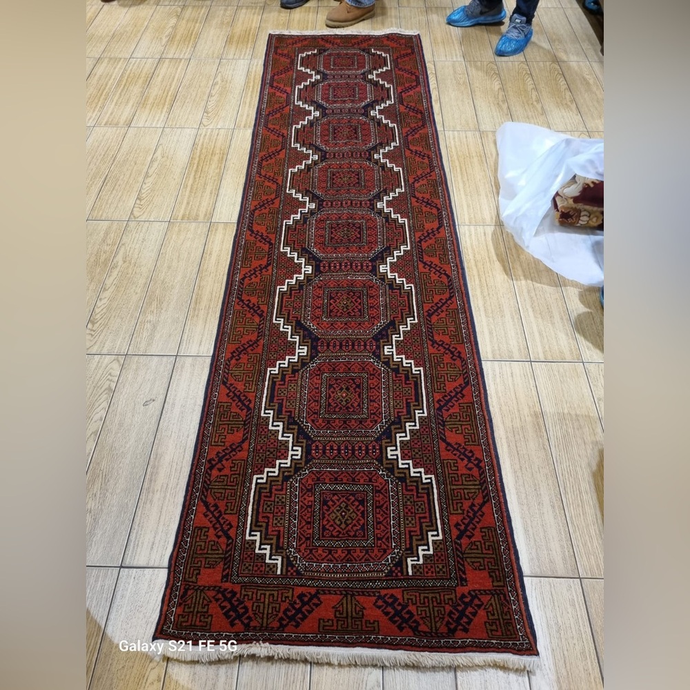 Hand made runner - New - 9ft
